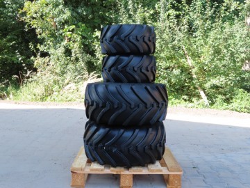 industriebanden met velgen