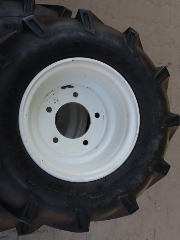 industriebanden met velgen