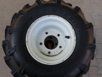 industriebanden met velgen