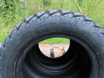 Set gazonbanden 195/50-10 eerste montage