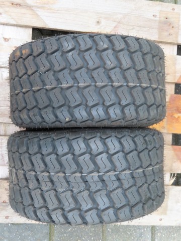 Set gazonbanden 195/50-10 eerste montage