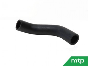 Radiateurslang onder yanmar