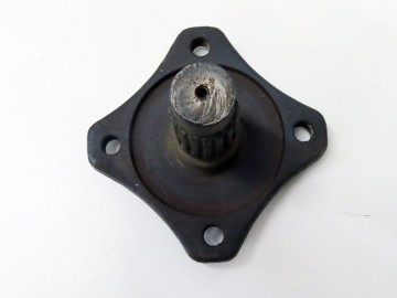 Uitgaande 4wd as met bevestigingsflens iseki tu 1400